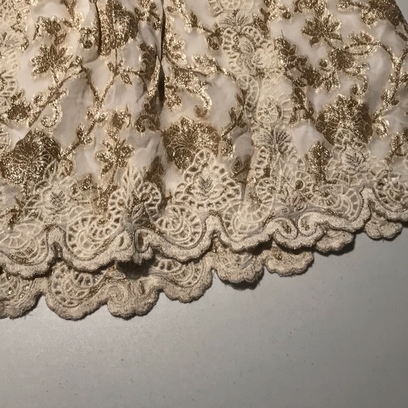 Anthropologie Moulinette Soeurs Skylar Gold Metallic Pleated Blouse Size 8 - Picture 5 of 9